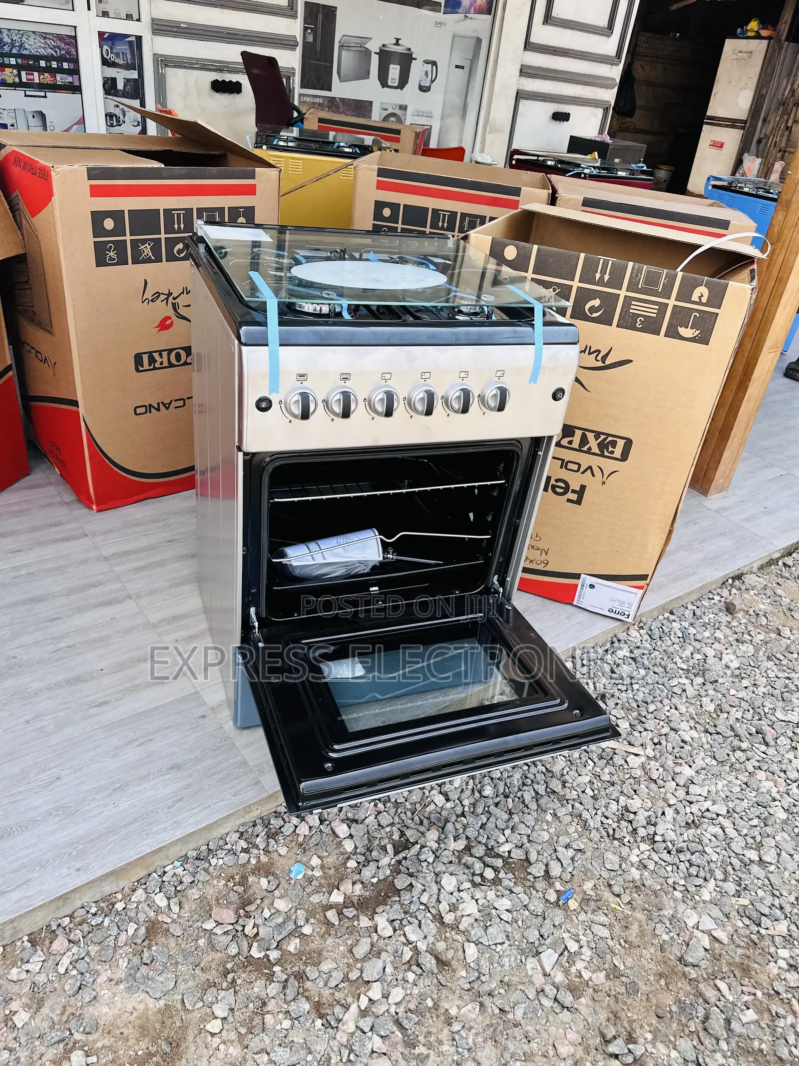 60/60 New Line Gas Cooker Oven Grill Ferre 4burner