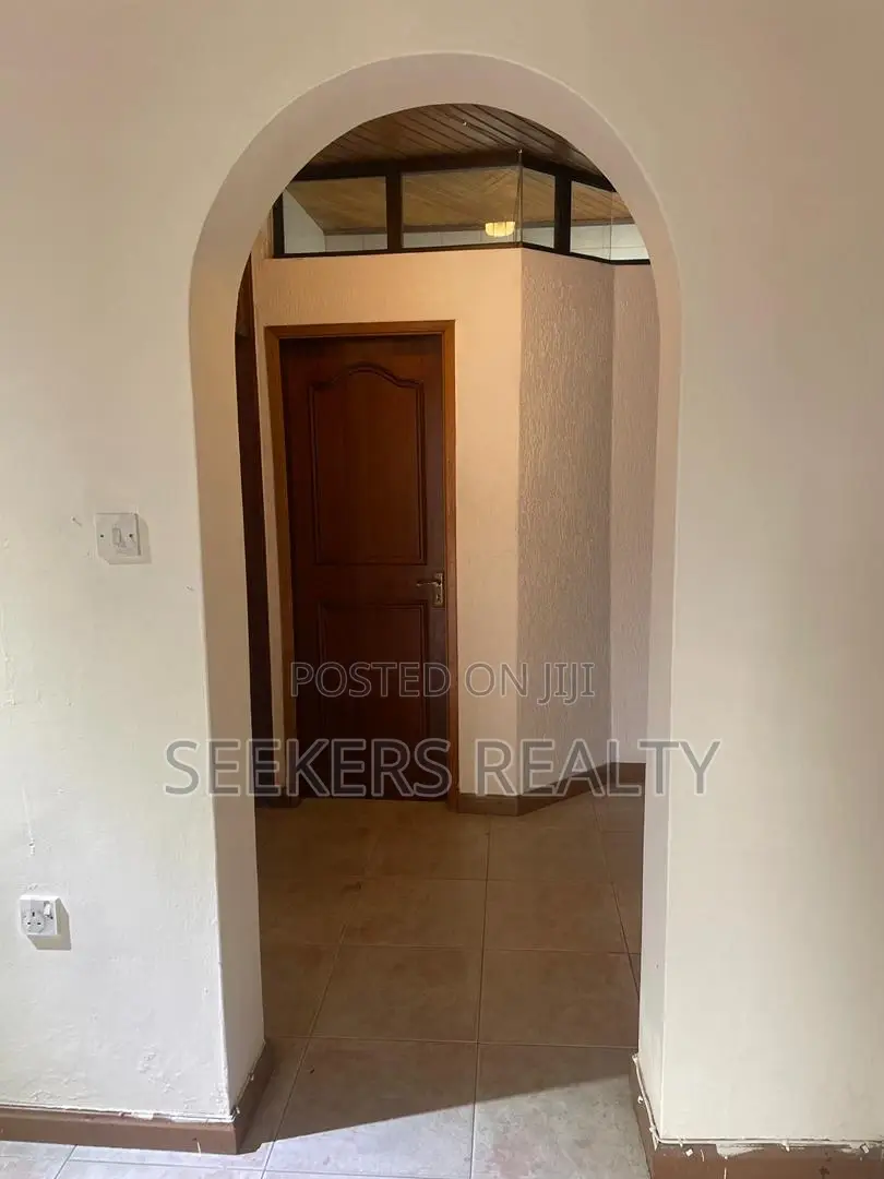 2bdrm Apartment in Seekers Realty, Labone SHS Area for rent