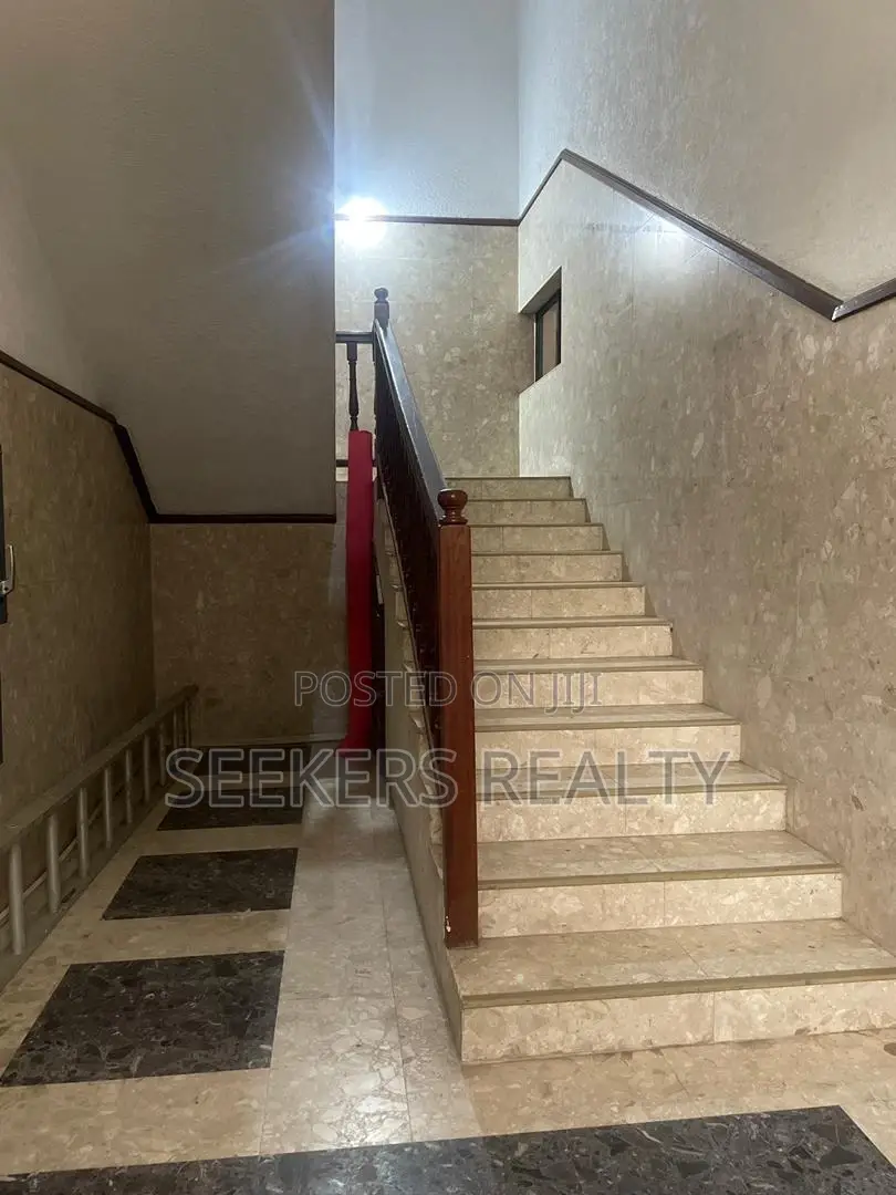 2bdrm Apartment in Seekers Realty, Labone SHS Area for rent