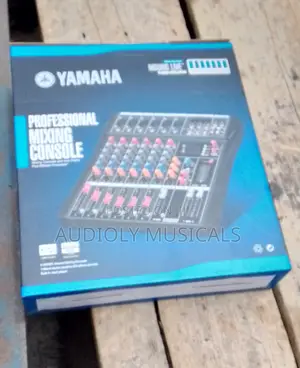 Yamaha 8channel Raw Mixer