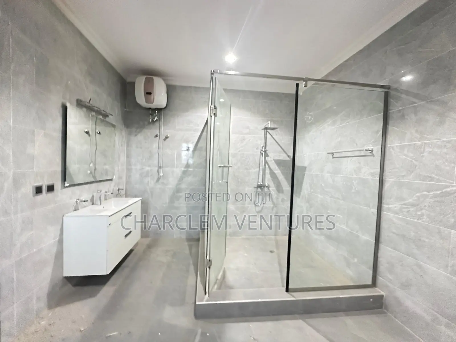 5bdrm House in Charclem Ventures, East Legon for rent