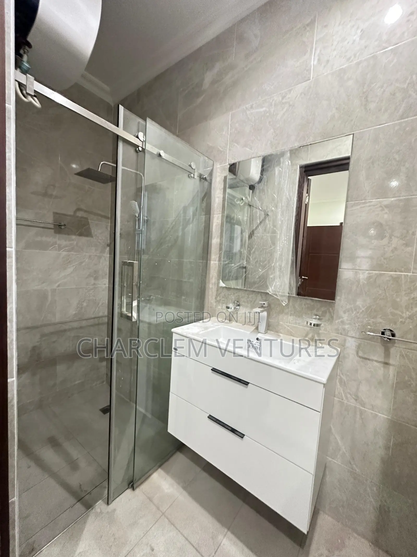 5bdrm House in Charclem Ventures, East Legon for rent