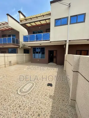 Three Bedroom Dupelx for Rent at Oyarifa 