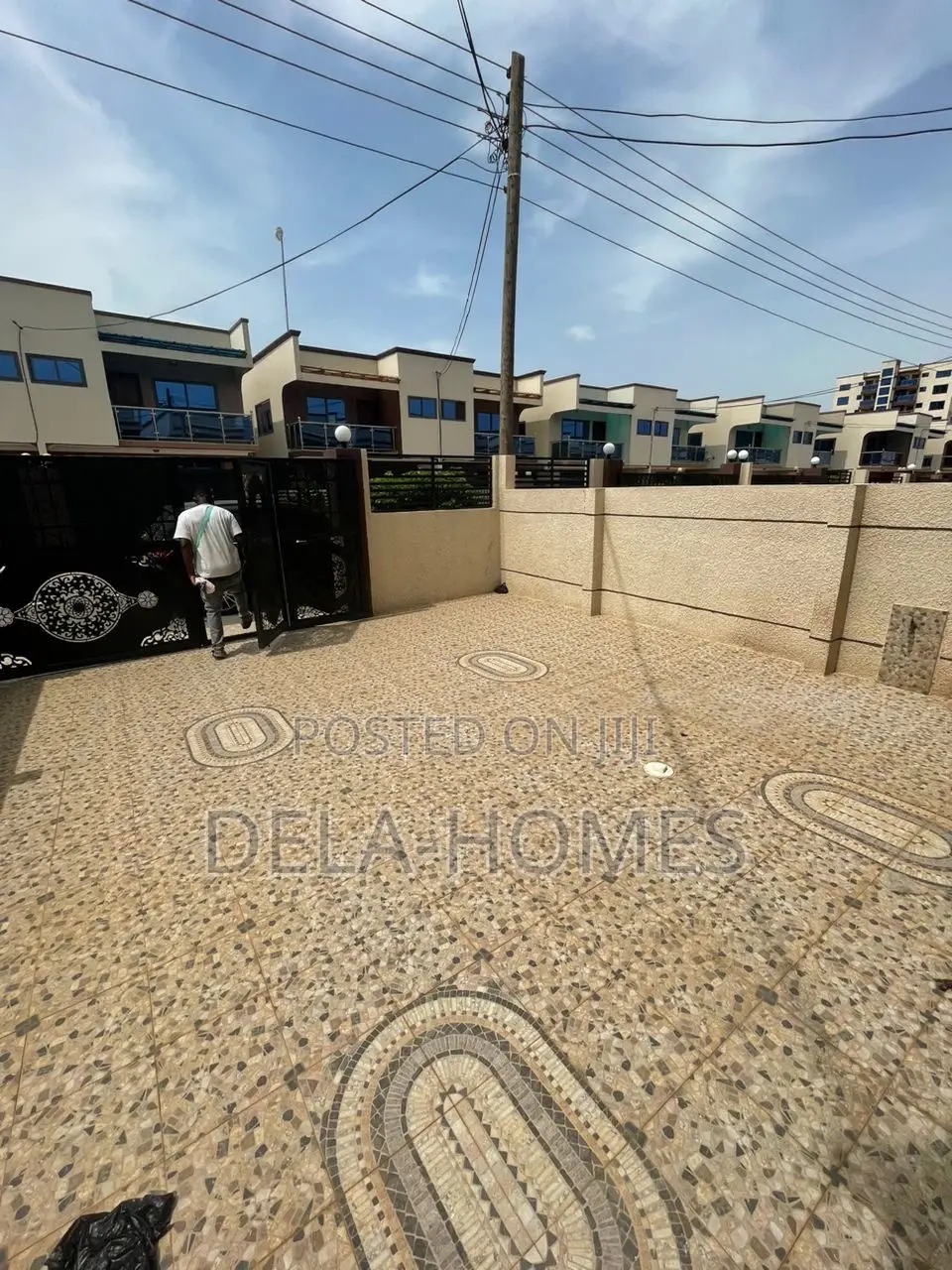 Three Bedroom Dupelx for Rent at Oyarifa 