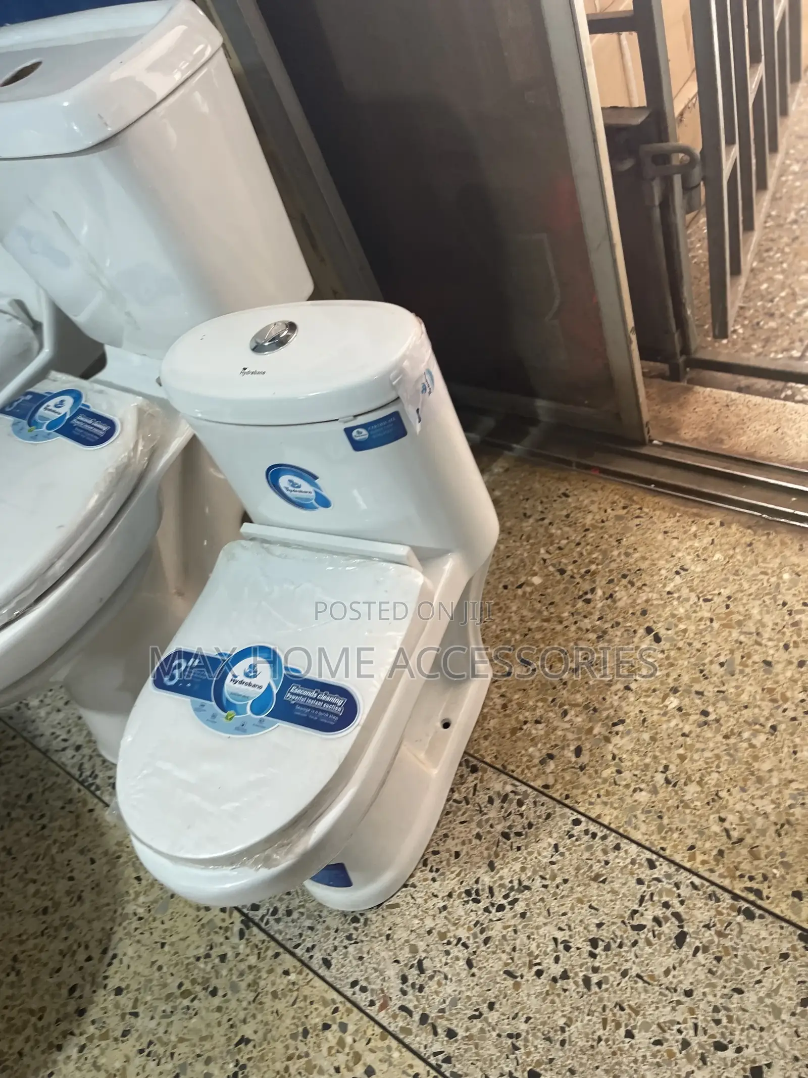 Kids Water Closet
