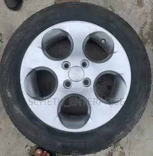 Original Kia Rim With Good Tires. Rim 15, Four Holes