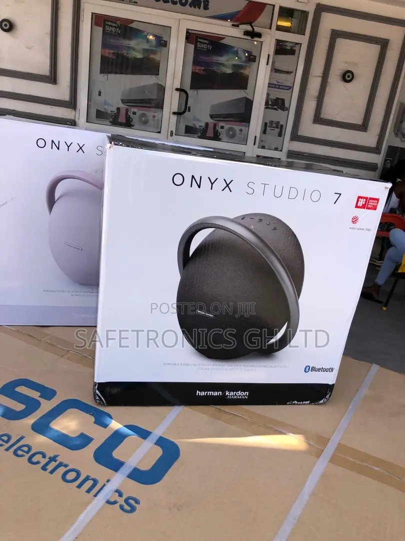 Sealed Onyx Studio 7 Harman Kardon Bluetooth Speaker