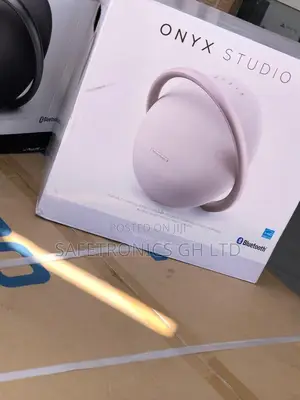 Wireless Gold Harman Kardon Bluetooth Onyx Studio 8