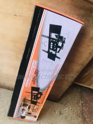 Highly Stronger Flat-Screen Adjustable TV Wall Mount