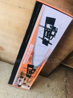 Highly Strongest Flat-Screen Adjustable TV Wall Mount