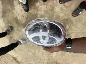 Toyota Highlander Tundra Tacoma Glass Crown Logo