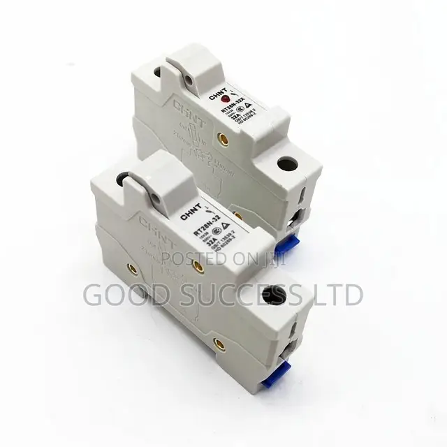 RT28N-32 (Fuse)