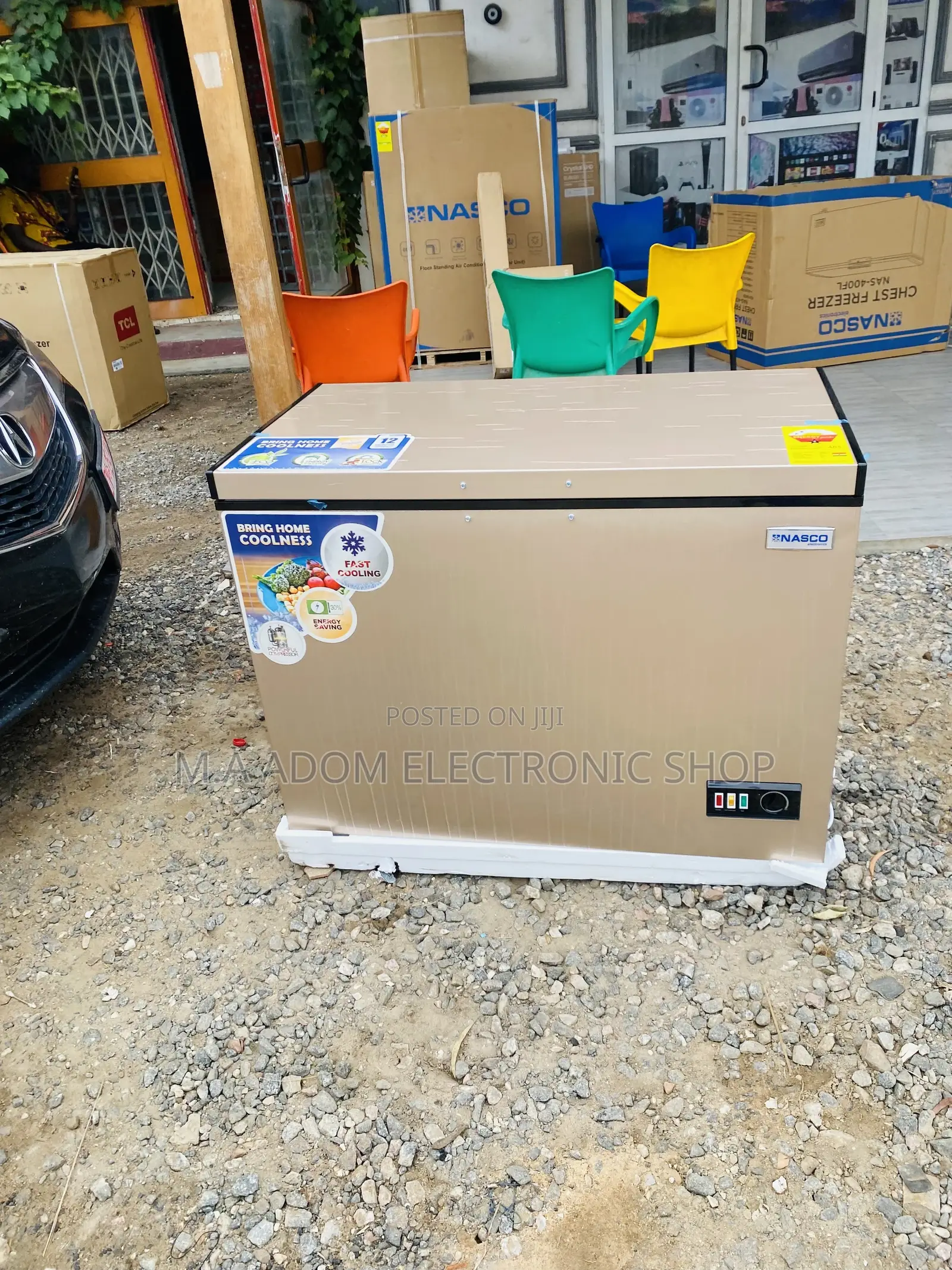 Quality Nasco Nas 350 Single Door Chest Freezer.
