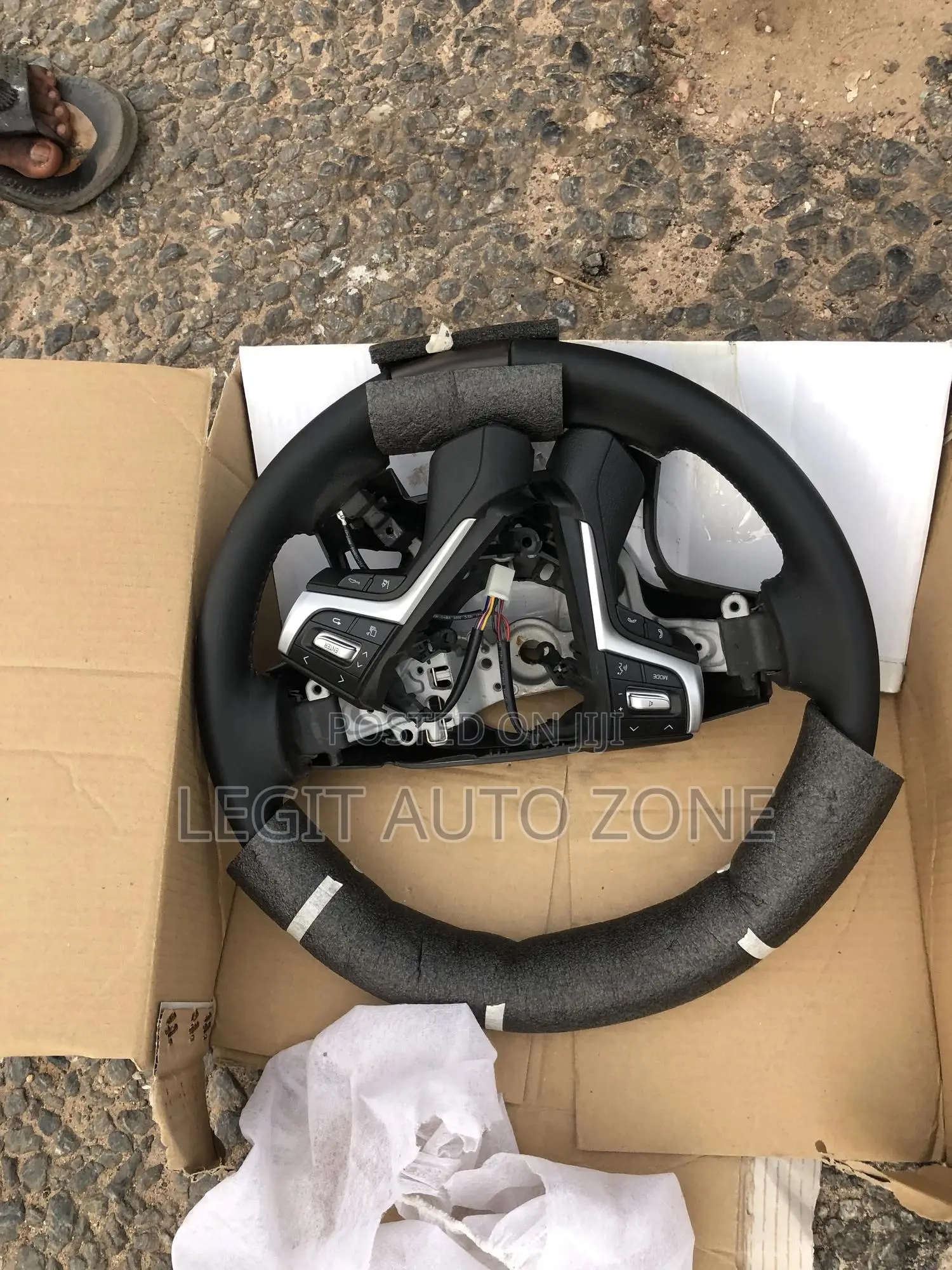 Toyota Land Cruiser 2016-2018 Steering Wheel