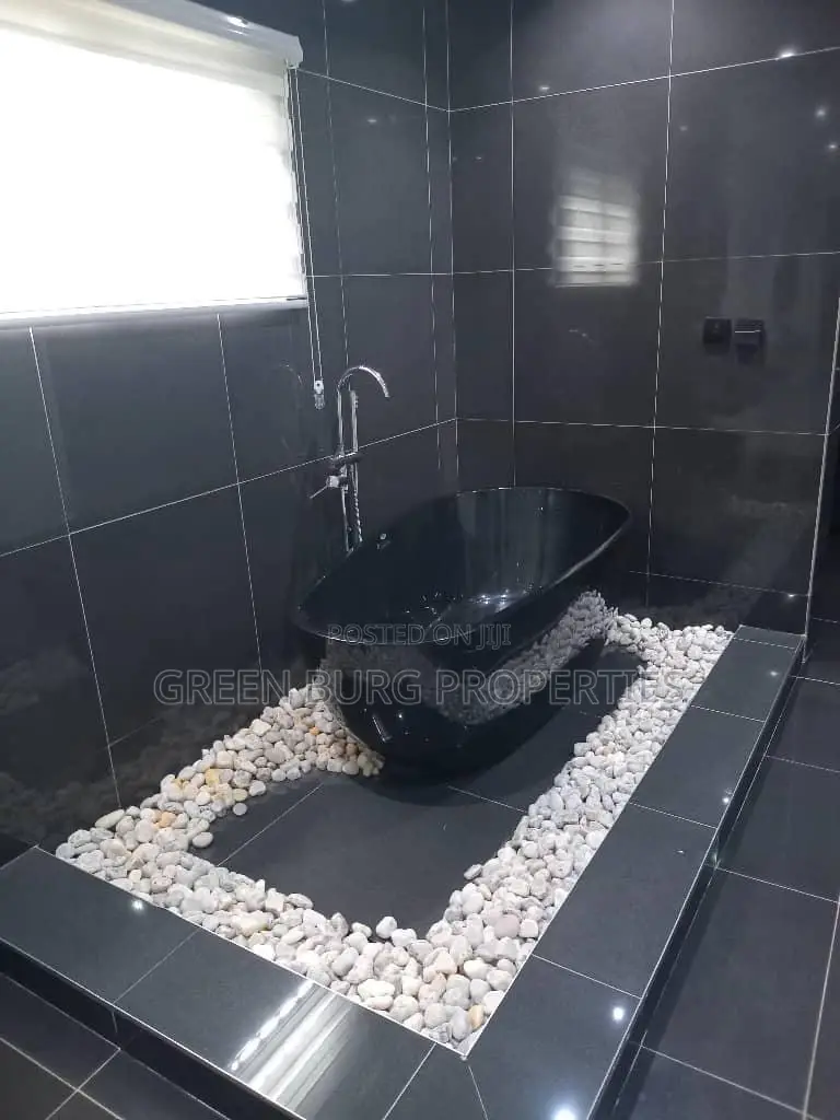 Furnished 4bdrm House in East Legon for sale