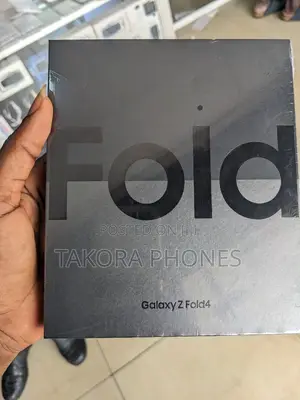 New Samsung Galaxy Z Fold4 512 GB Gold