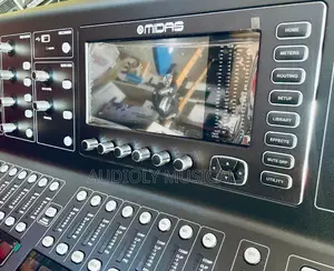 Midas M32 Live Digital Mixer With Stage Box Bundle