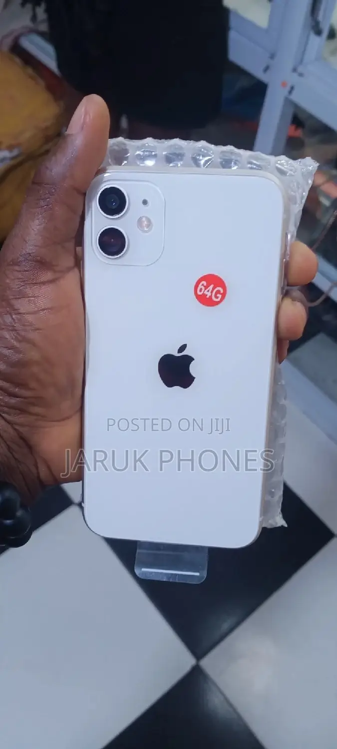 Apple iPhone 11 64 GB White