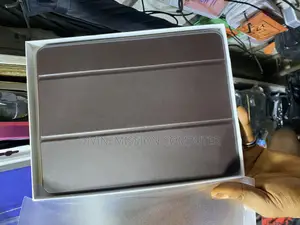 iPad Air4/5 10.9 Original Smart Case. With Pen Space