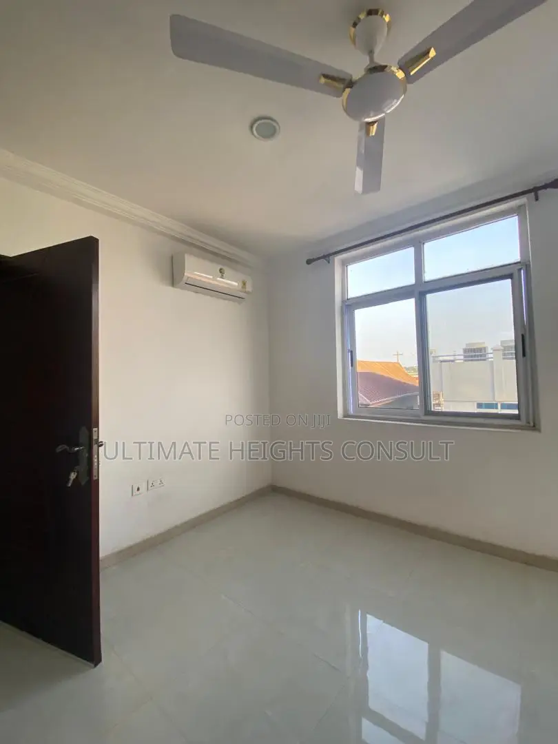 3bdrm Apartment in Dzorwulu, Dworwulu for rent