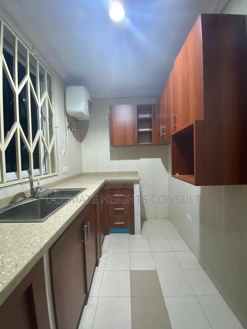 3bdrm Apartment in Dzorwulu, Dworwulu for rent