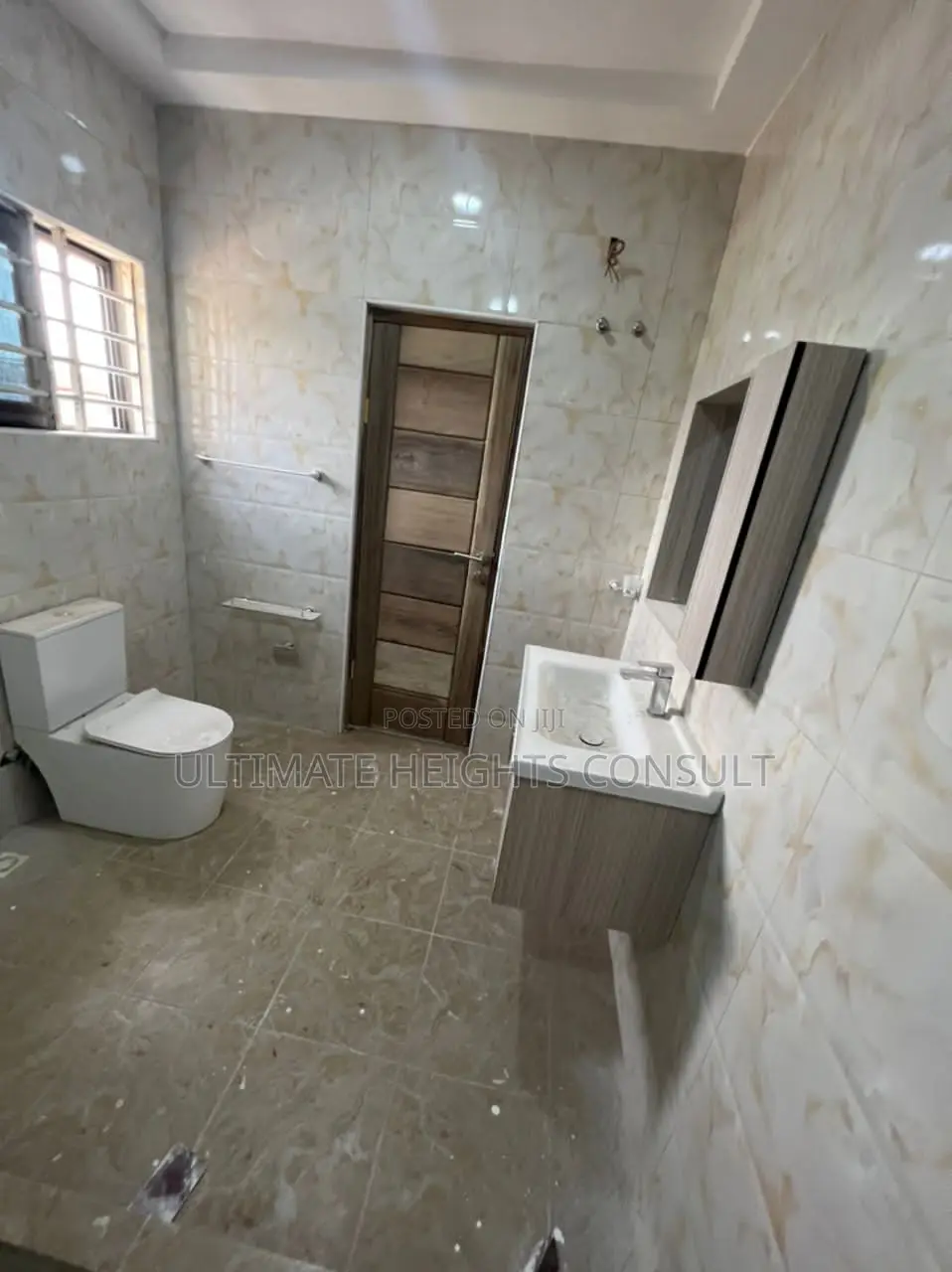 3bdrm House in Ablekuma Odumase for sale