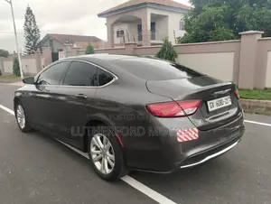 Chrysler 200 Limited 2017 Gray