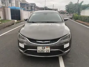 Chrysler 200 Limited 2017 Gray