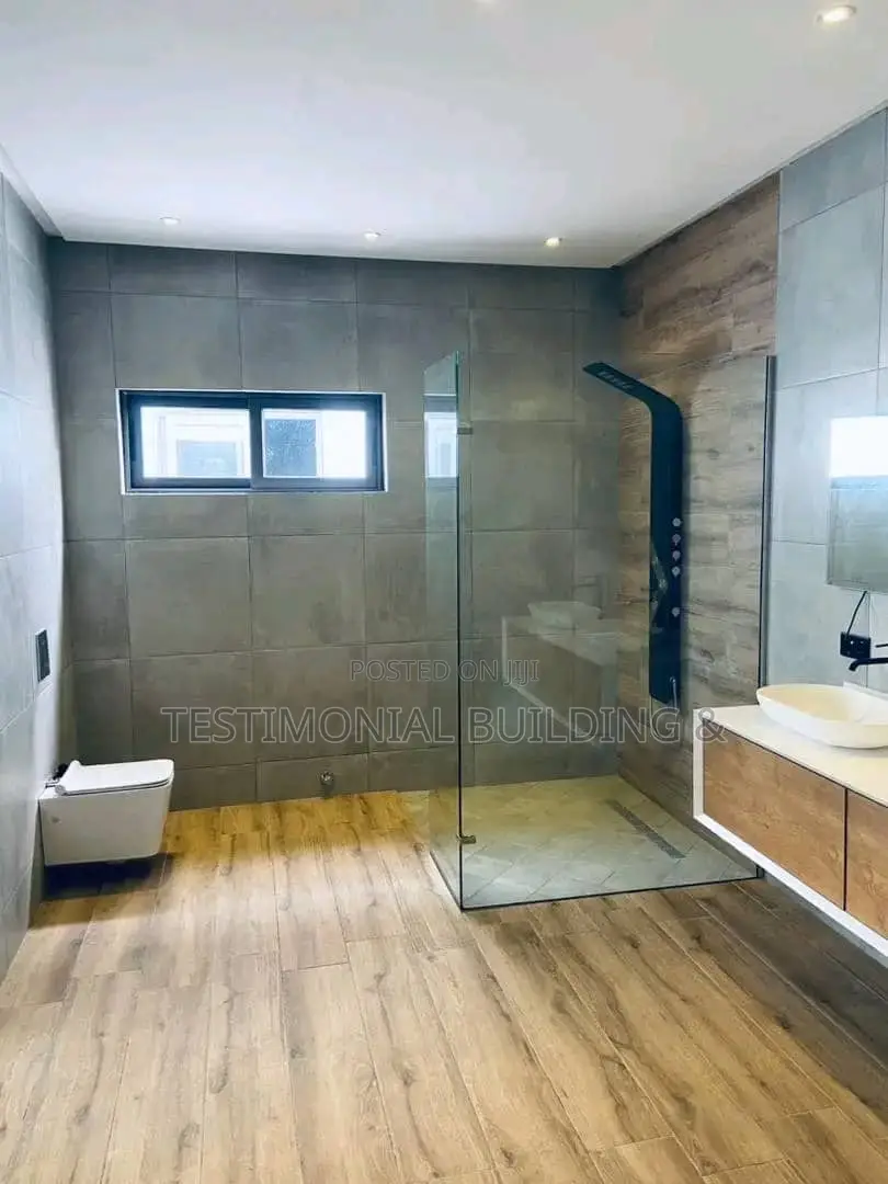 5bdrm House in Testimonial Building, East Legon for sale