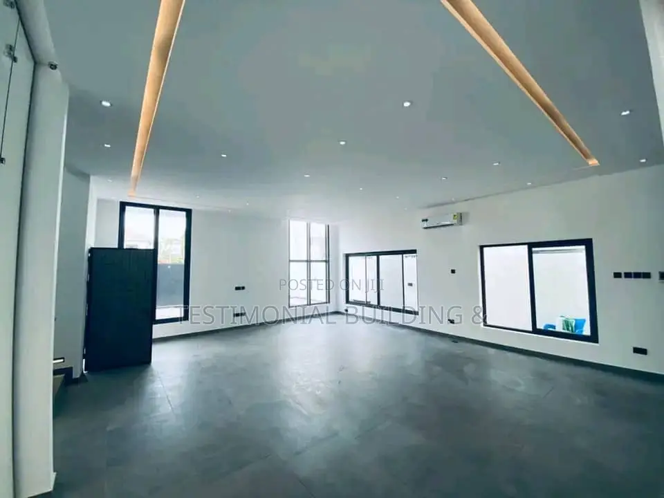5bdrm House in Testimonial Building, East Legon for sale