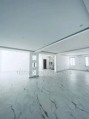 8bdrm House in Testimonial Building, Adjiriganor for sale