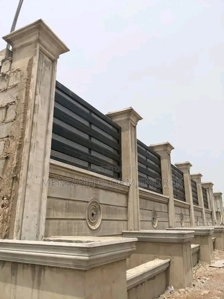 Am A Good Disgner Window, Fence Wall Disgne,And Pillars