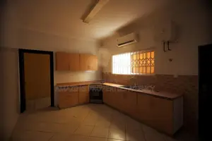 4bdrm House in East Legon for rent