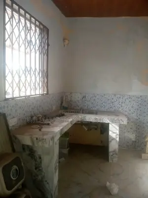 1bdrm Apartment in Hfc Estate Area, Spintex for rent