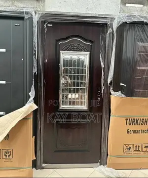 Fascinating Door With a Strong Glass View