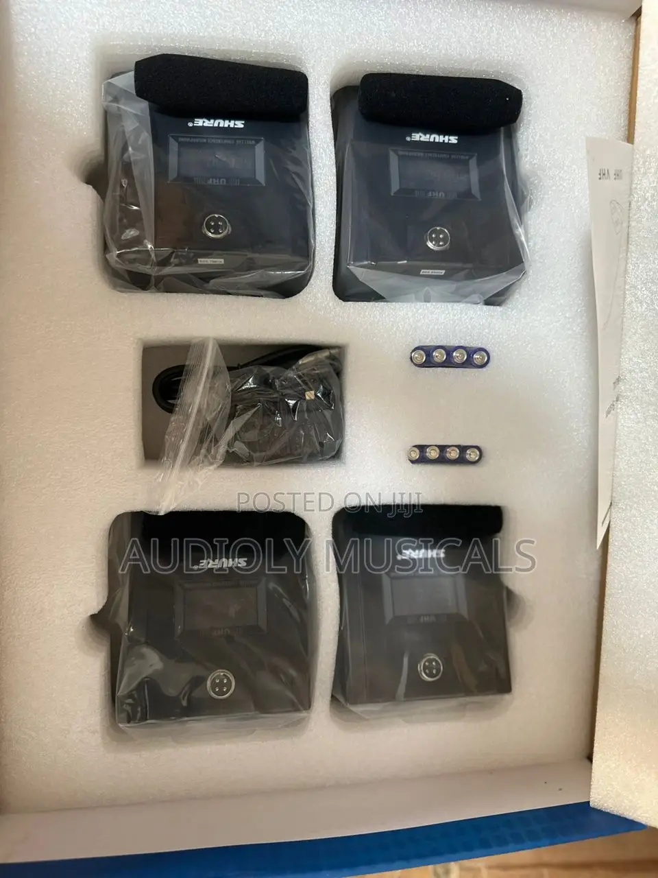 Shure 4in1 Wireless Conference Microphone