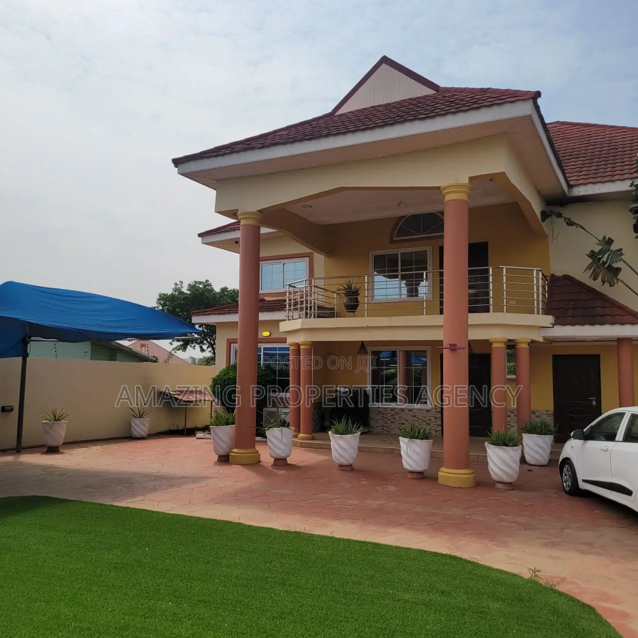 6bdrm House in New Legon for sale