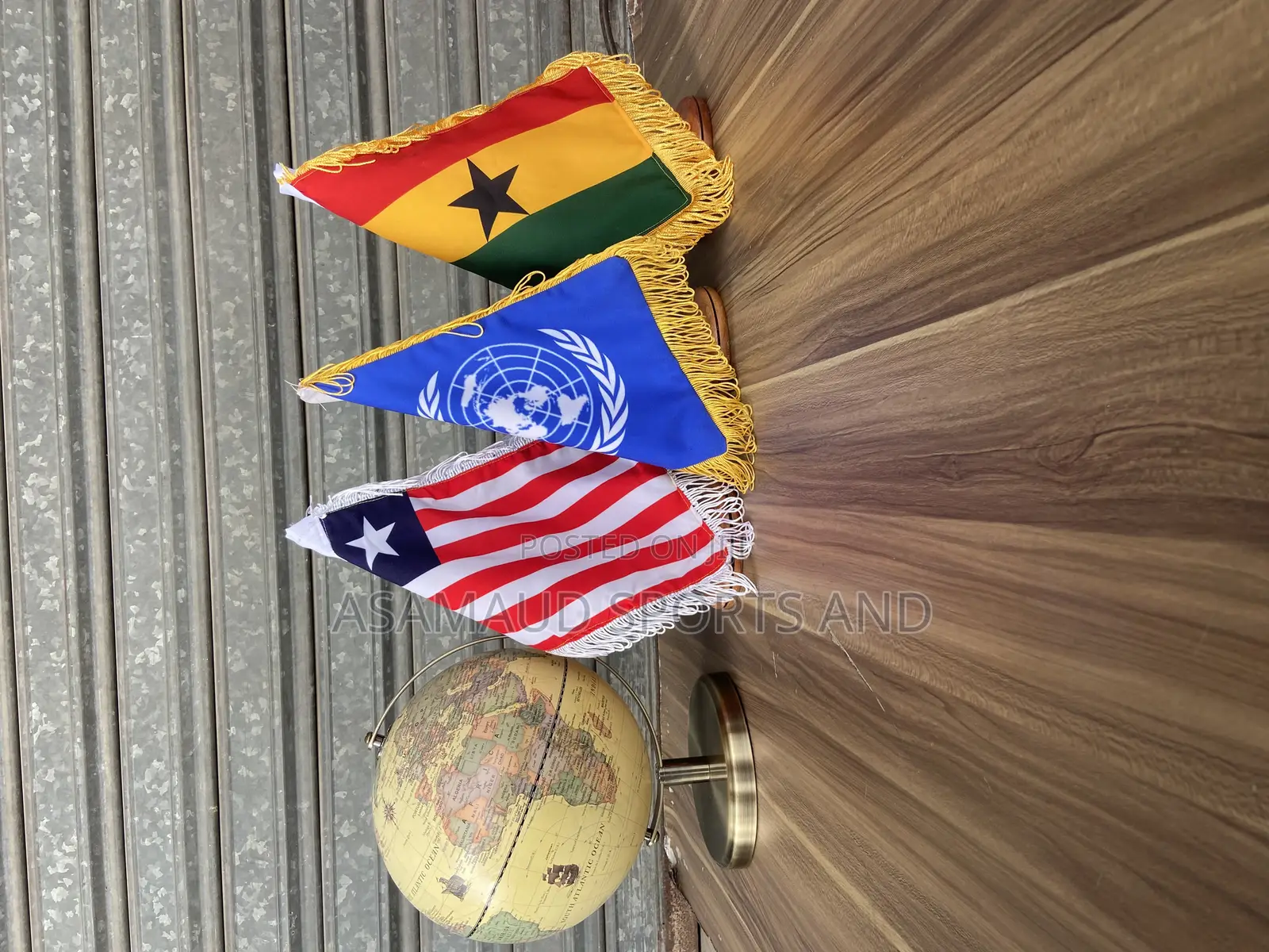 Original Office Table Top Flag Stand at Cool Price