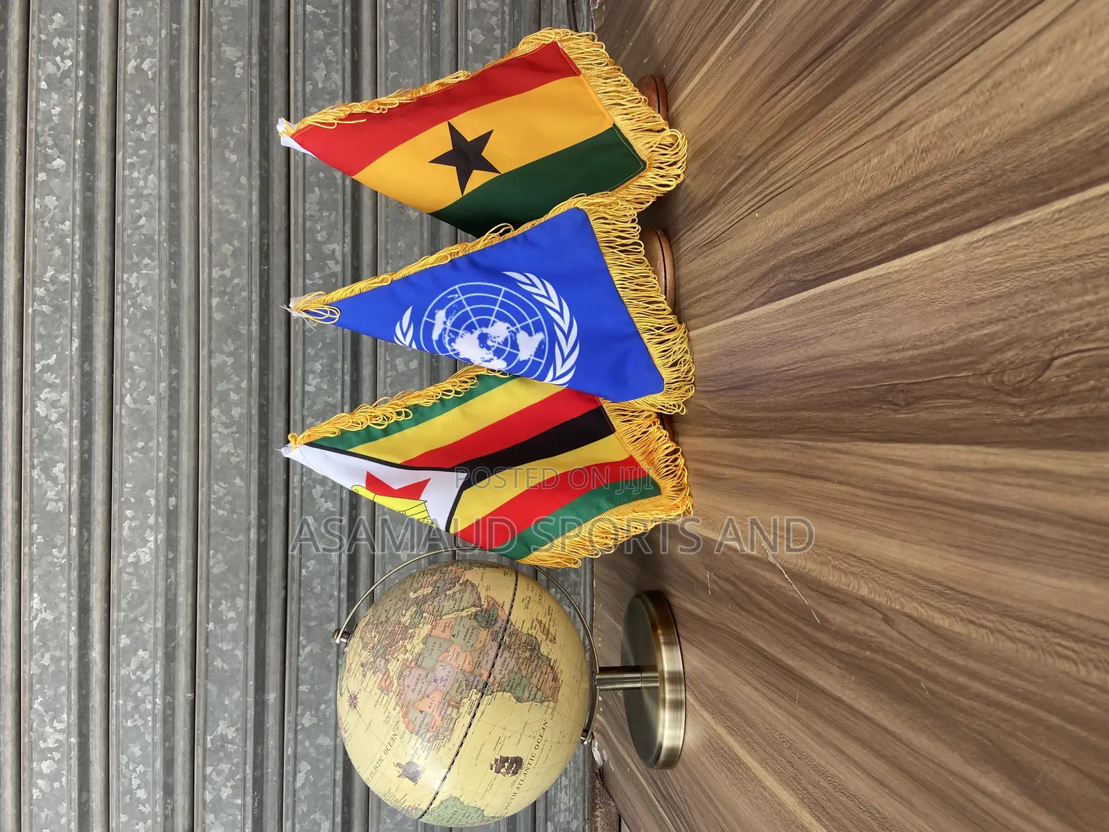 Original Office Table Top Flag Stand at Cool Price