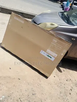 Uhd Smart Glossy Slim Samsung Screen 55”Cu 7000