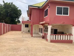 6bdrm Apartment in Oyibi for sale
