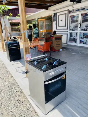 Elegant Gray Oven and Grill 4 Gas Burner.