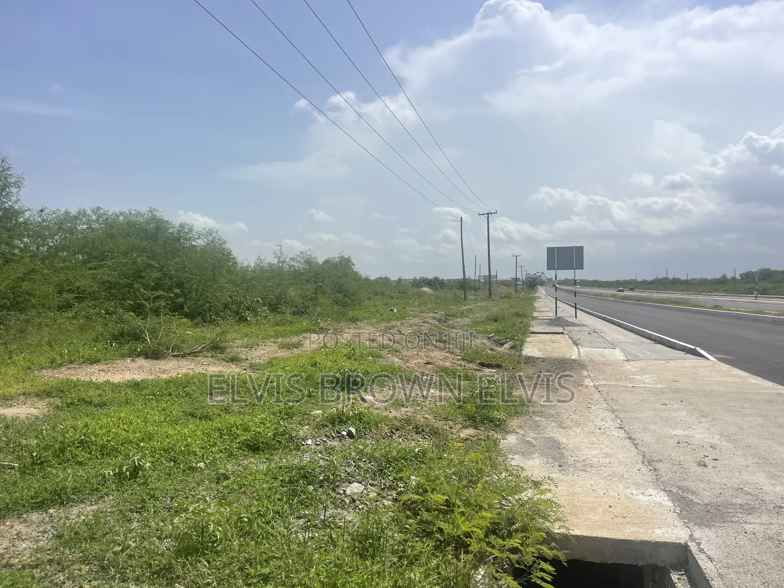 Do You Need a Roadside Land to Buy West Trasacco Zoomlion