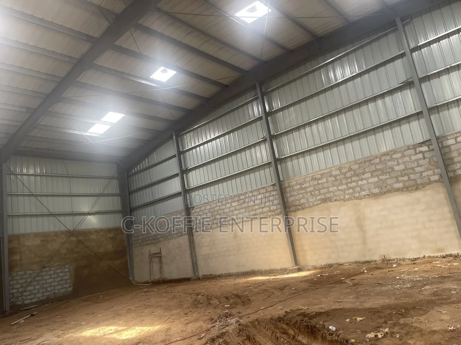 2750 SQM Warehouse for Rent at Tema