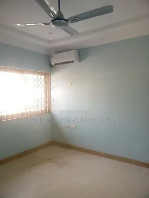 6bdrm House in Community 20 Estate, Spintex for rent