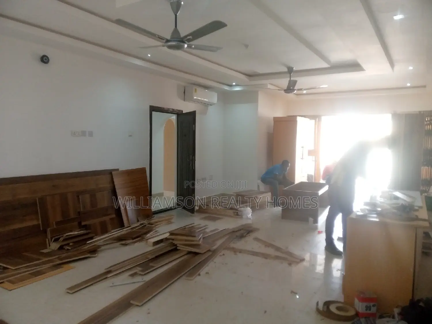 6bdrm House in Community 20 Estate, Spintex for rent