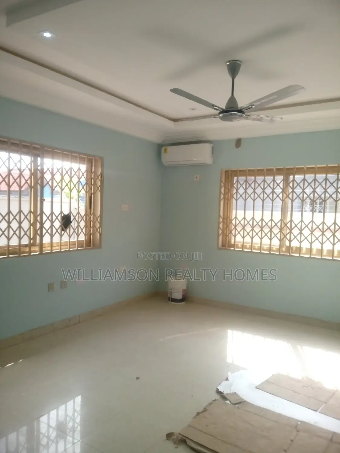 6bdrm House in Community 20 Estate, Spintex for rent