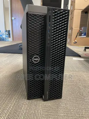 Desktop Computer Dell Precision 5820 32GB Intel Xeon HDD+SSD 1.5T