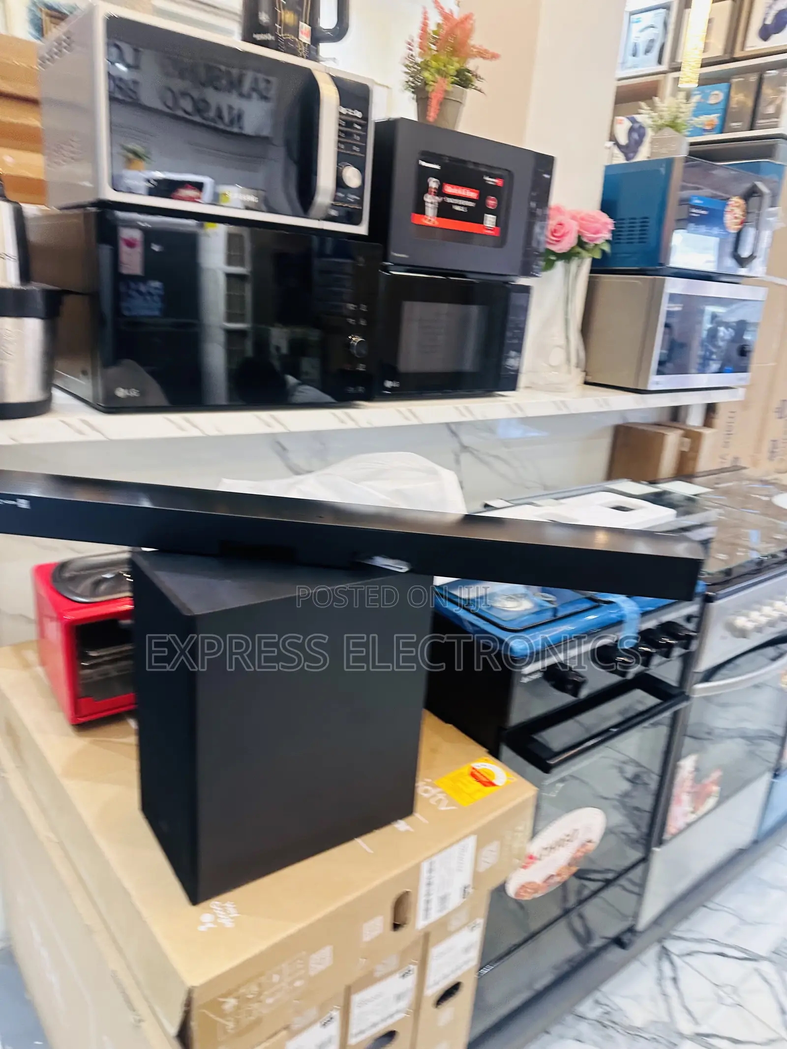 B550 Samsung Sound System Black. 