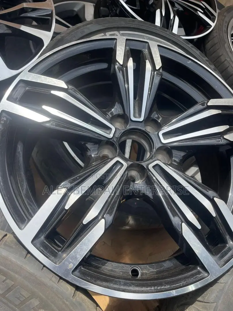 Toyota Camry Original Alloy Rim